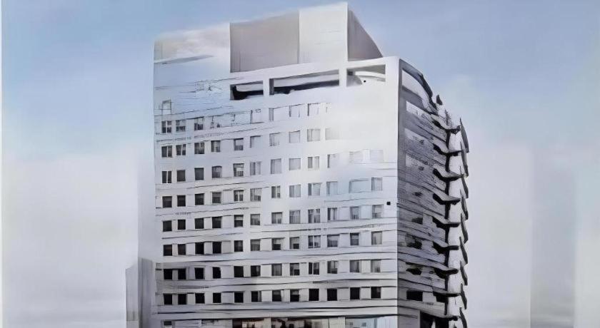 Ikebukuro Royal